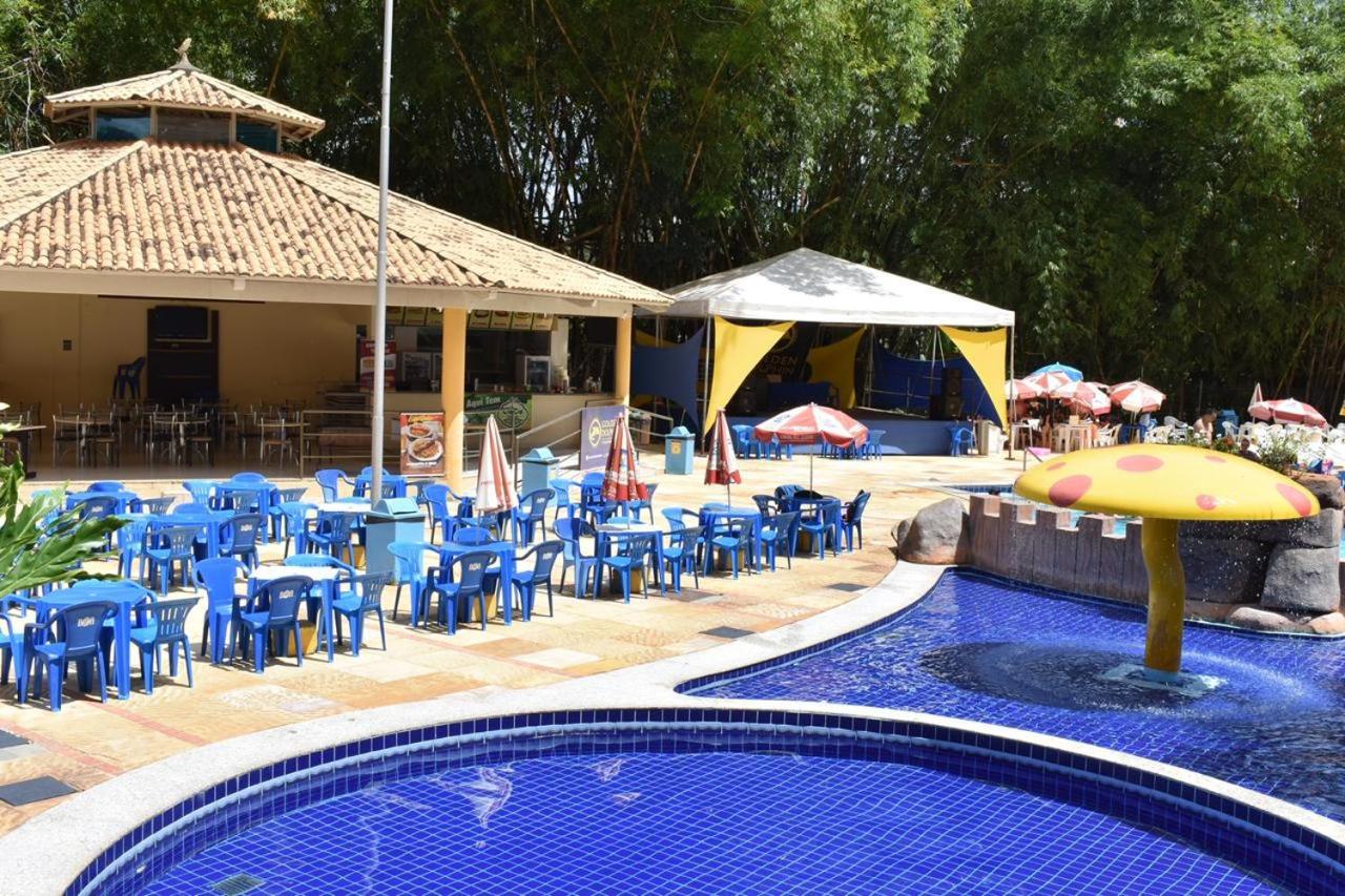 Hotel Golden Dolphin Grand Hotel 130 Caldas Novas Exterior photo